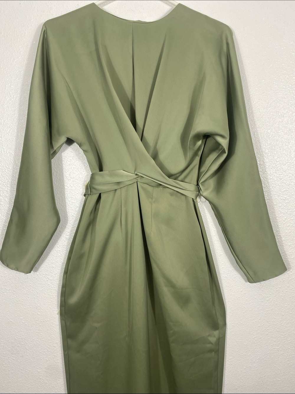 ASOS Sage Green Long Sleeve Twist-Waist Maxi Dress Size 4 US - Picture 4 of 15
